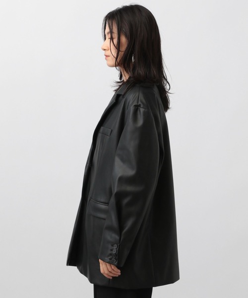 A part by（アパートバイ）の「フェイクレザーオーバージャケット 
