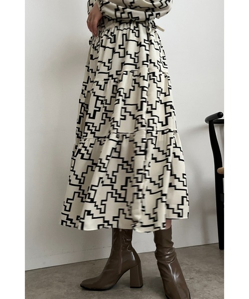 palm RICHE（ポームリシュ）の「幾何学柄ワンピース（ワンピース・レディース・ブラック/オフホワイト・M）」の16枚目の写真