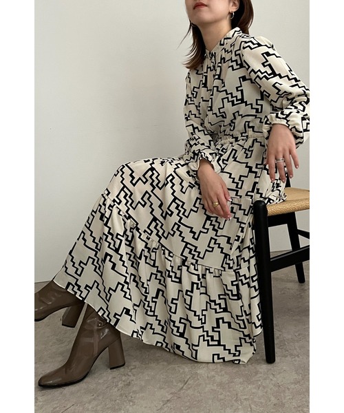 palm RICHE（ポームリシュ）の「幾何学柄ワンピース（ワンピース・レディース・ブラック/オフホワイト・M）」の8枚目の写真