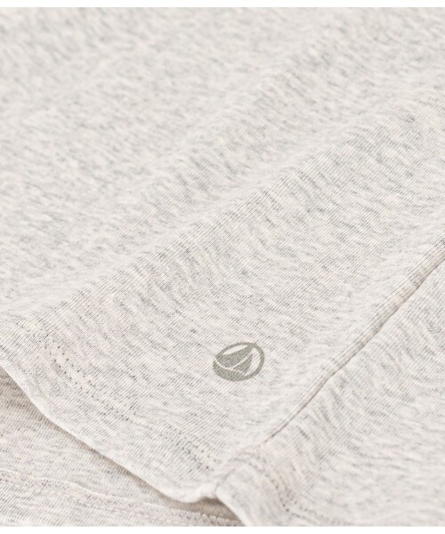 PETIT BATEAU(プチバトー)の「クルーネック長袖Tシャツ(Tシャツ/カットソー・レディース・ライトグレー・SMALL/LARGE/MEDIUM/XX-SMALL/X-SMALL)」の3枚目の写真