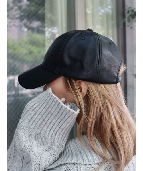EVRIS（エヴリス）の「フェイクレザーキャップ（キャップ・レディース・ブラック/レッド・FREE）」の14枚目の写真
