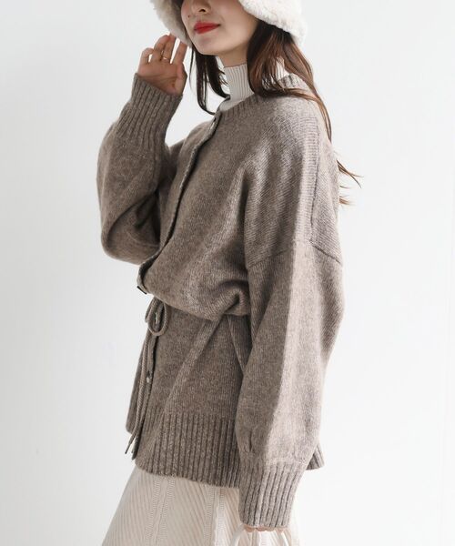 rps(アールピーエス)の「ベルト付きクルーネックミドル丈ニットカーディガン(カーディガン/ボレロ・レディース・ブラウン/ピンク/ブルー/ベージュ系その他・フリー)」の18枚目の写真