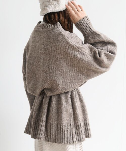 rps(アールピーエス)の「ベルト付きクルーネックミドル丈ニットカーディガン(カーディガン/ボレロ・レディース・ブラウン/ピンク/ブルー/ベージュ系その他・フリー)」の20枚目の写真