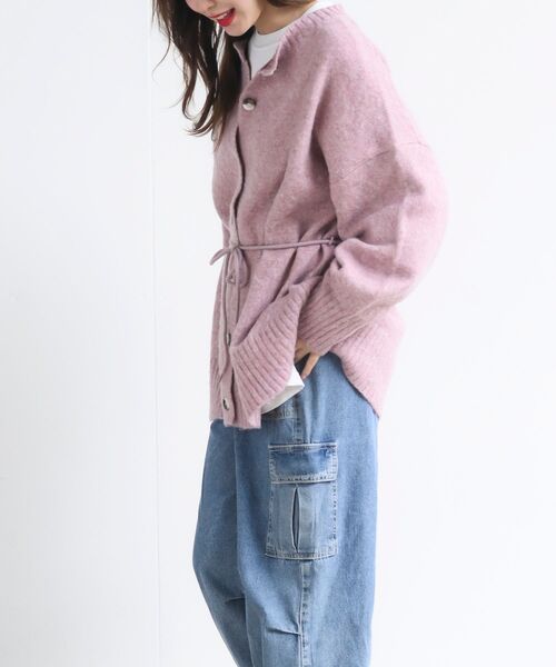 rps(アールピーエス)の「ベルト付きクルーネックミドル丈ニットカーディガン(カーディガン/ボレロ・レディース・ブラウン/ピンク/ブルー/ベージュ系その他・フリー)」の22枚目の写真
