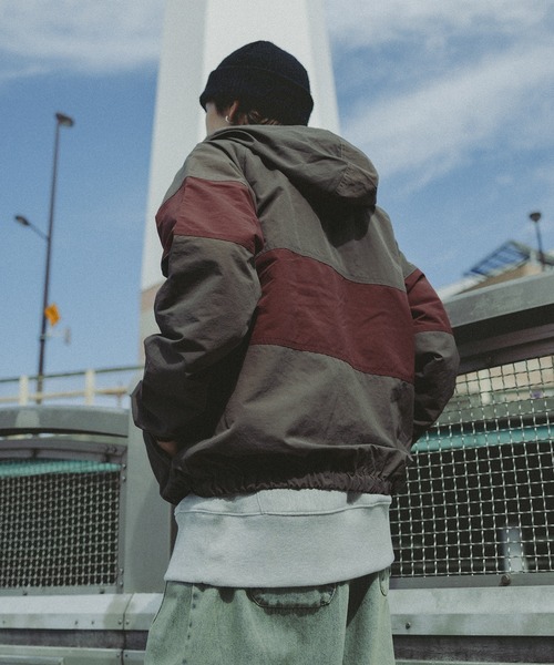 kutir(クティール)の「切り替ナイロンジップフーディー(ブルゾン・メンズ・チャコールグレー/ブラック・LARGE/MEDIUM)」の5枚目の写真