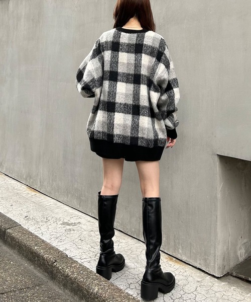 INGNI（イング）の「胸刺しゅうロゴチェックリブチュニットップス（その他トップス・レディース・ブラック/ブラック系その他/グリーン・M）」の10枚目の写真