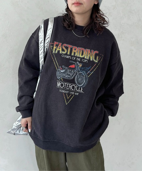 CPCM(シーピーシーエム)の「パウダー加工プリントスウェット(スウェット・メンズ・ブラック/アイボリー/ホワイト/オフホワイト/チャコールグレー/ブラック系その他・LARGE/MEDIUM)」の5枚目の写真