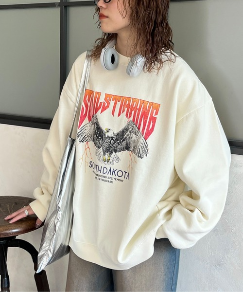 CPCM(シーピーシーエム)の「パウダー加工プリントスウェット(スウェット・メンズ・ブラック/アイボリー/ホワイト/オフホワイト/チャコールグレー/ブラック系その他・LARGE/MEDIUM)」の3枚目の写真