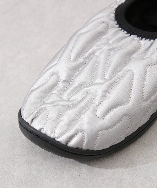 SUBU（スブ）の「SUBU/SUBU PACKBLE（その他シューズ・レディース・ブラック/シルバー・1/00/0）」の3枚目の写真