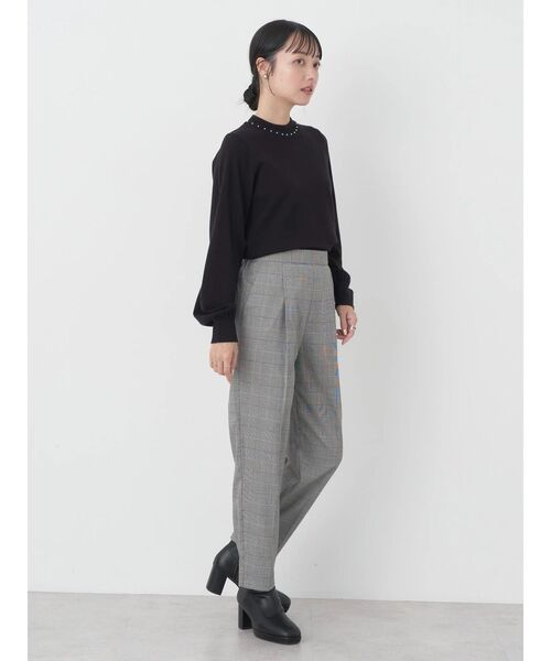 earth music&ecology(アースミュージックアンドエコロジー)の「裏起毛テーパードパンツ(その他パンツ・レディース・その他9/ブラック/ベージュ/アイボリー/ブラウン系その他4・L/S/M)」の11枚目の写真