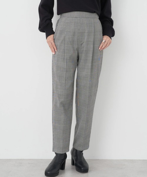 earth music&ecology(アースミュージックアンドエコロジー)の「裏起毛テーパードパンツ(その他パンツ・レディース・その他9/ブラック/ベージュ/アイボリー/ブラウン系その他4・L/S/M)」の5枚目の写真