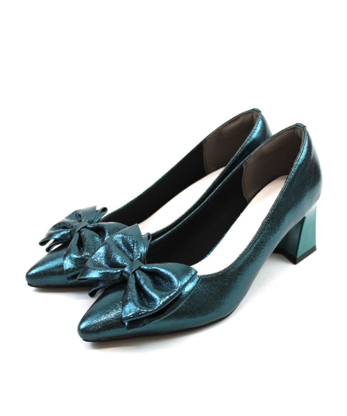 VIVIAN(ヴィヴィアン)の「リボン付きポインテッドトゥパンプス 結婚式 二次会 パーティー フォーマル オケージョン(パンプス・レディース・ブラック/シルバー/アイボリー/ブロンズ/グリーン/クリアブラック/シルバー系その他/ストーン/ワンウォッシュ/レッド系その他/その他3/ライトブラック・S/M/L/LL)」の7枚目の写真