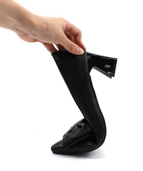 VIVIAN(ヴィヴィアン)の「リボン付きポインテッドトゥパンプス 結婚式 二次会 パーティー フォーマル オケージョン(パンプス・レディース・ブラック/シルバー/アイボリー/ブロンズ/グリーン/クリアブラック/シルバー系その他/ストーン/ワンウォッシュ/レッド系その他/その他3/ライトブラック・S/M/L/LL)」の20枚目の写真