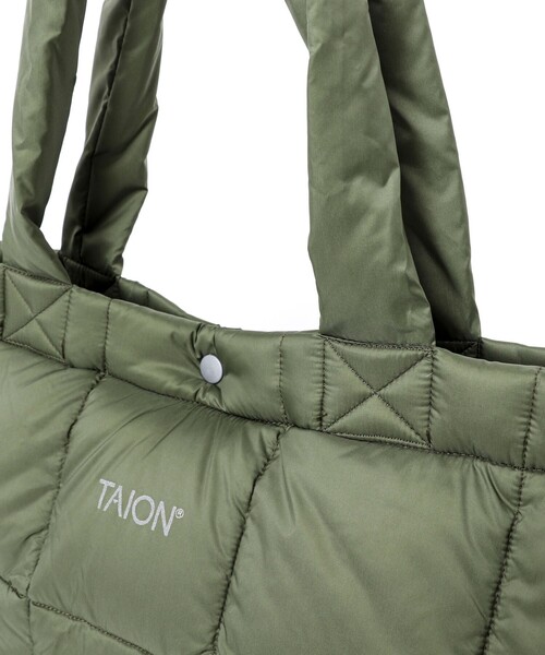 TAION（タイオン）の「【TAION/タイオン】LUNCH DOWN TOTE BAG M（トートバッグ・メンズ・ブルー/ネイビー/パープル/ブラック/ベージュ/チャコールグレー/オリーブ・FREE）」の19枚目の写真