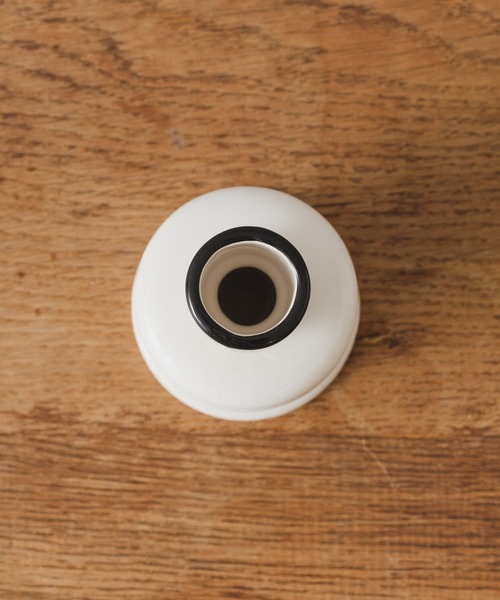 BIRTHDAY BAR(バースデイバー)の「Modern flowerbase Two/Ace(フラワーベース・レディース・ホワイト/ドット・フリー)」の14枚目の写真