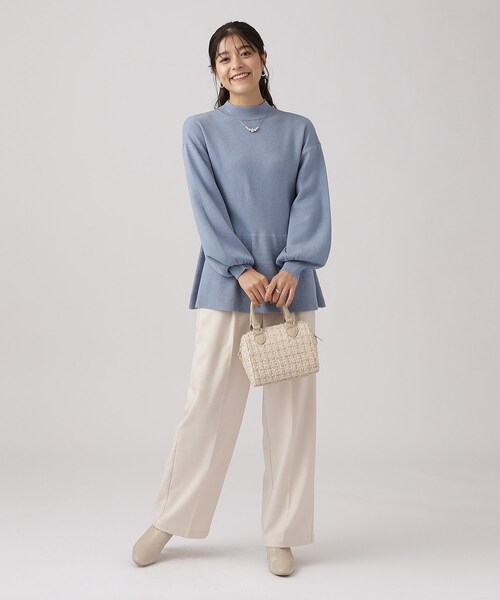 DRESKIP（ドレスキップ）の「◆【体型カバー】大人な美しさ ペプラム プチハイネックニット（ニット/セーター・レディース・チャコールグレー/ブラック/ライトベージュ/ライトブルー・02/03/04）」の17枚目の写真