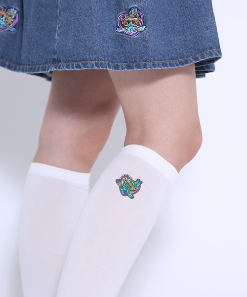 PUNYUS（プニュズ）の「ワンポイント刺繍ハイソックス（ソックス/靴下・レディース・その他4/その他3/その他2/その他1・FREE）」の5枚目の写真