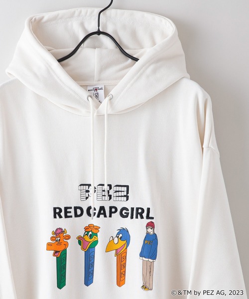 Red Cap Girl(レッドキャプガール)の「【PEZ × RED CAP GIRL】 裏毛イラスト ビッグシルエットフーディー プルパーカー(パーカー・メンズ・チャコールグレー/アイボリー/グレー・LARGE/MEDIUM)」の21枚目の写真