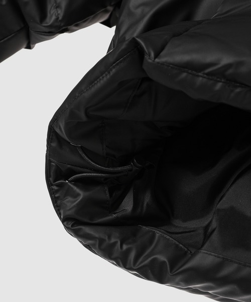 entire studios（エンタイアスタジオ）の「MML HOODED PUFFER（ダウン