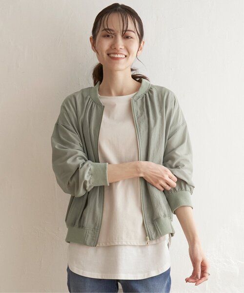 ikka（イッカ）の「シアMA-1（ブルゾン・レディース・カーキオリーブ/ベージュ/チャコールグレー・M/L/S）」の12枚目の写真