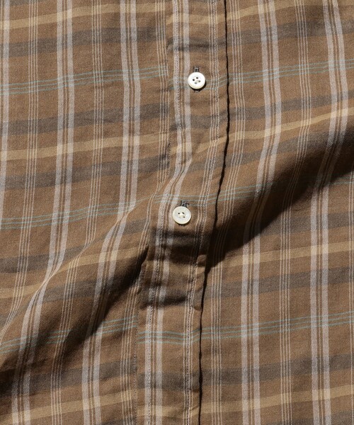 BEAMS PLUS（ビームスプラス）の「BEAMS PLUS / ギザコットン ダブルガーゼ ショートスリーブ ボタンダウン シャツ クラシックフィット（シャツ/ブラウス・メンズ・ブラウン/サックスブルー・S/M/L/XL）」の6枚目の写真