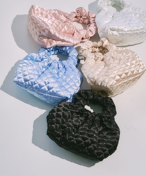 KOBE LETTUCE（コウベレタス）の「キラキラドットサテンキルティングミニバッグ（ハンドバッグ・レディース・ゴールド系その他/ホワイト/ピンク/ブラック/ブルー・FREE）」の8枚目の写真