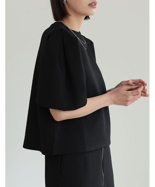 Re:EDIT（リエディ）の「ダンボールパフスリーブトップス（スウェット・レディース・ブラック/アイボリー系/グレー・MEDIUM/LARGE）」の6枚目の写真