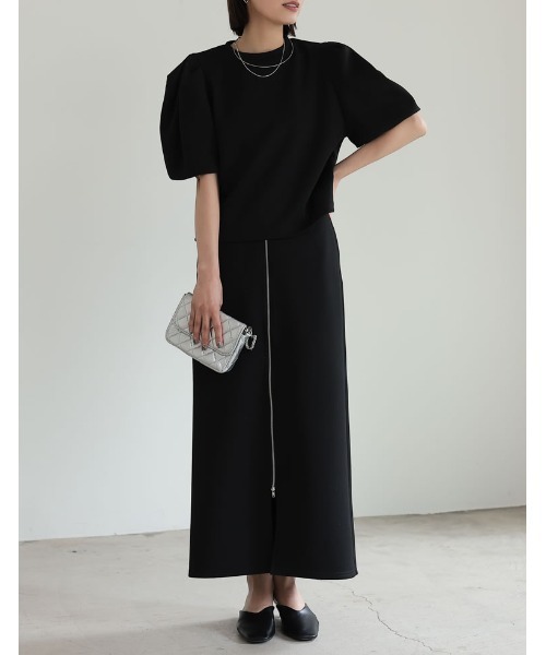 Re:EDIT（リエディ）の「ダンボールパフスリーブトップス（スウェット・レディース・ブラック/アイボリー系/グレー・MEDIUM/LARGE）」の4枚目の写真