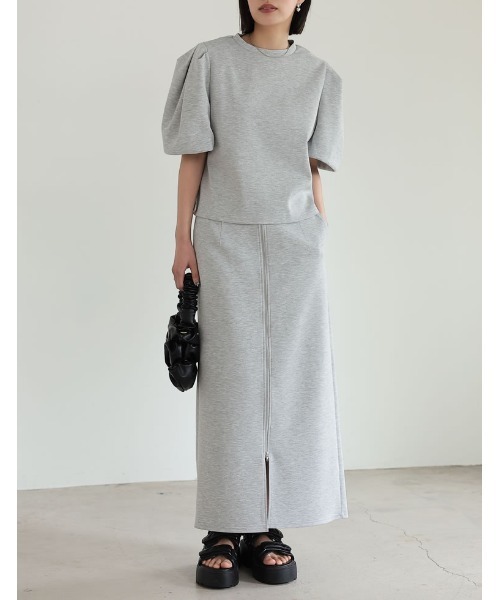 Re:EDIT（リエディ）の「ダンボールパフスリーブトップス（スウェット・レディース・ブラック/アイボリー系/グレー・MEDIUM/LARGE）」の13枚目の写真