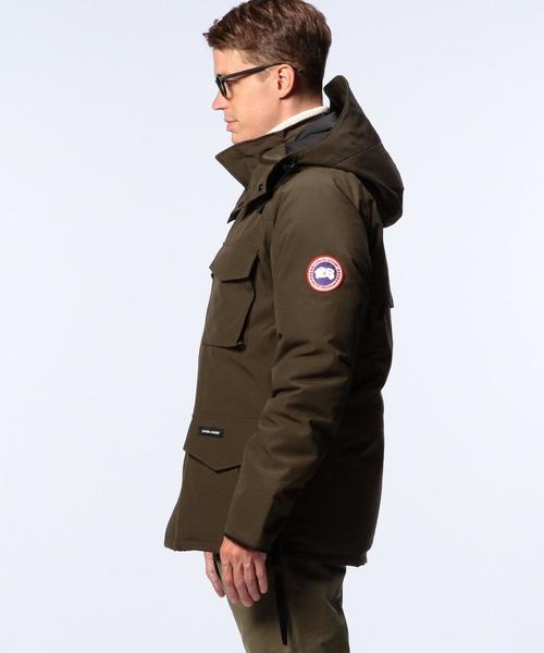CANADA GOOSE（カナダグース）の「＜CANADA GOOSE（カナダグース）＞ KAMLOOPS（ダウンジャケット/コート・メンズ・ダークブラウン/ブラック/ネイビー・MEDIUM/SMALL/LARGE/X-LARGE）」の16枚目の写真