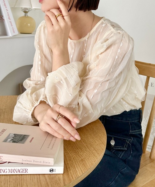 CLEA(クレア)の「ライン刺繍シアーボリュームブラウス(シャツ/ブラウス・レディース・アイボリー/ピンク・FREE)」の1枚目の写真