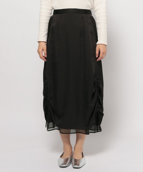 LOWRYS FARM(ローリーズファーム)の「サテンレイヤードスカート 100508(スカート・レディース・アイボリー/ブラック/チャコールグレー・FREE)」の8枚目の写真