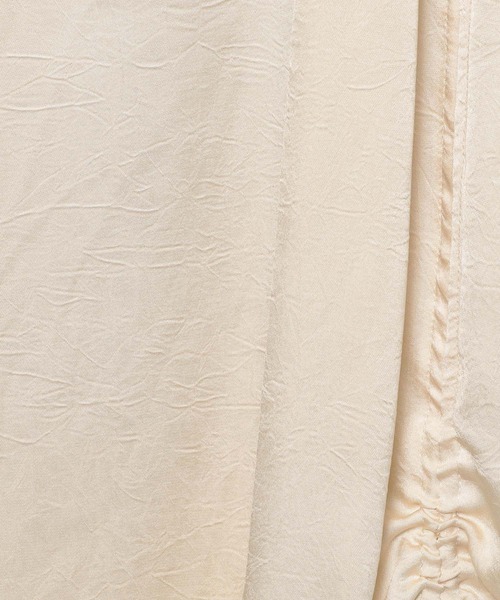 LOWRYS FARM(ローリーズファーム)の「サテンレイヤードスカート 100508(スカート・レディース・アイボリー/ブラック/チャコールグレー・FREE)」の15枚目の写真