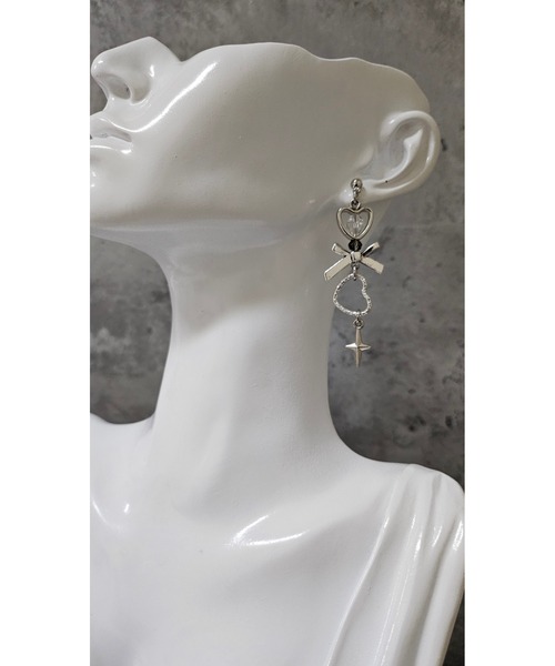 tone（トーン）の「【PANSY BLOOM】twinkle heart pierce(MA)（ピアス（両耳用）・レディース・シルバー・FREE）」の3枚目の写真