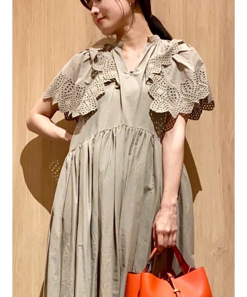 Mila Owen（ミラオーウェン）の「コットンレースフリルスリーブ  