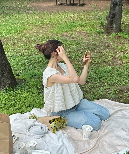 Olu.(オルドット)の「ポコポコジャガードキャミソールトップス(Tシャツ/カットソー・レディース・ブラック/オリーブ/アイボリー・FREE)」の21枚目の写真