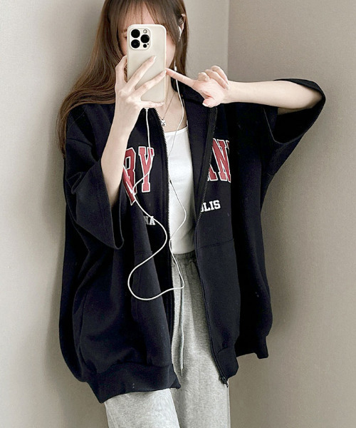 VIVID LADY(ビビッドレディー)の「【韓国ストリート風】【選べる袖丈】 ロゴ入り ジップアップパーカー ブロークコア 長袖 半袖 パーカー(パーカー・レディース・ブラック/ホワイト系その他/ネイビー/グレー/ブラック系その他/ブルー系その他/ホワイト系その他2/グリーン系その他・FREE/フリー)」の17枚目の写真