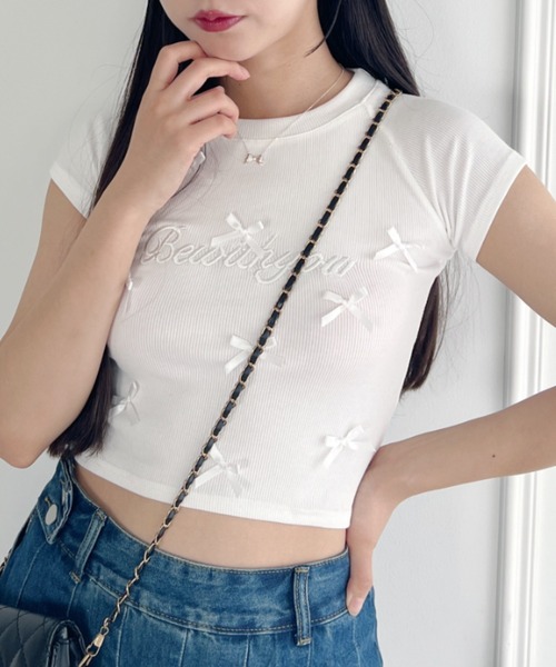 Loueme(ルエム)の「メニーリボンロゴ刺繍リブトップス(Tシャツ/カットソー・レディース・ブラック/ホワイト・FREE)」の2枚目の写真