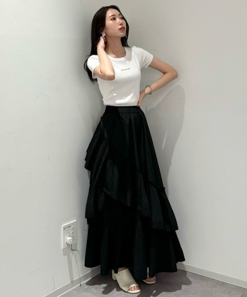 JILL by JILL STUART（ジルバイジルスチュアート）の「◇《JILL by BASIC》コンパクトTシャツ（Tシャツ/カットソー・レディース・ブラック/ホワイト/ピンク・FREE）」の4枚目の写真