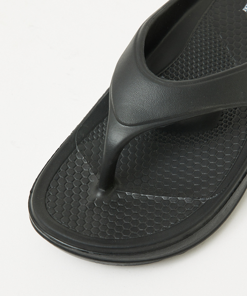 abahouse mavie（アバハウスマヴィ）の「【MEI】トングサンダル（サンダル・レディース・オフホワイト/ブラック・38/40）」の11枚目の写真