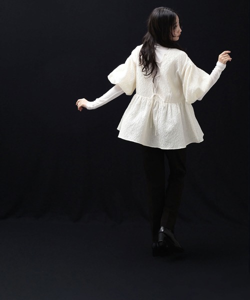 NATURAL BEAUTY BASIC バックシャンジャガードペプラムブラウス NATURAL BEAUTY BASIC（ナチュラルビューティーベーシック）の