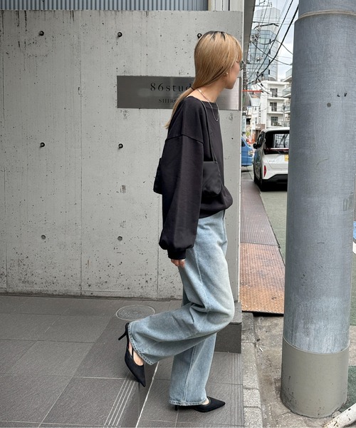 feepur（フェピュール）の「エンブロイダリーワンショルスウェット（スウェット・レディース・オートミール/ブラック/杢グレー・MEDIUM）」の16枚目の写真