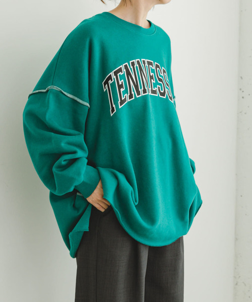 ITEMS URBANRESEARCH（アイテムズ アーバンリサーチ）の「裏起毛ロゴスウェット（スウェット・レディース・グレー系その他/グレー/グリーン・FREE）」の3枚目の写真