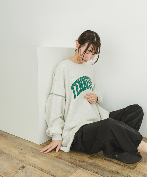 ITEMS URBANRESEARCH（アイテムズ アーバンリサーチ）の「裏起毛ロゴスウェット（スウェット・レディース・グレー系その他/グレー/グリーン・FREE）」の14枚目の写真