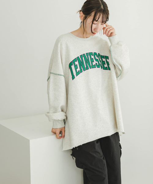 ITEMS URBANRESEARCH（アイテムズ アーバンリサーチ）の「裏起毛ロゴスウェット（スウェット・レディース・グレー系その他/グレー/グリーン・FREE）」の16枚目の写真