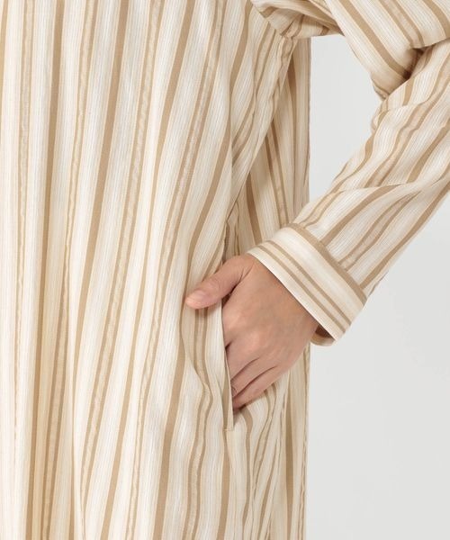 studio CLIP（スタディオクリップ）の「《ウタオ》ストライプロングシャツワンピース（シャツワンピース・レディース・ベージュ/ネイビー・FREE）」の17枚目の写真