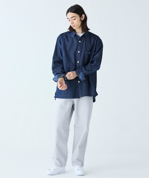 LACOSTE（ラコステ）の「メンズ CARNABY SET 224 6 SMA（スニーカー・メンズ・ホワイト×ホワイト・25.5cm/26.5cm/28.5cm/25.0cm/26.0cm/27.0cm/28.0cm/30.0cm/29.0cm）」の2枚目の写真