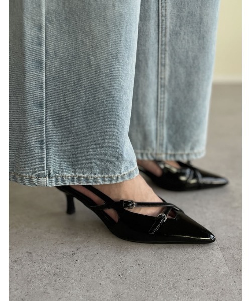 Re:EDIT（リエディ）の「[オケージョン セレモニー][大きいサイズ有]細ベルトポインテッドトゥミュール（パンプス・レディース・ホワイト/ブラック/レッド系その他・SMALL/MEDIUM/LARGE/X-LARGE）」の20枚目の写真