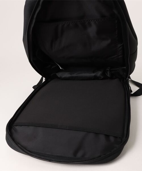 CHUMS（チャムス）の「【CHUMS/チャムス】 SLC アフタヌーン デイパック（バックパック/リュック・レディース・ブラック・FREE）」の4枚目の写真