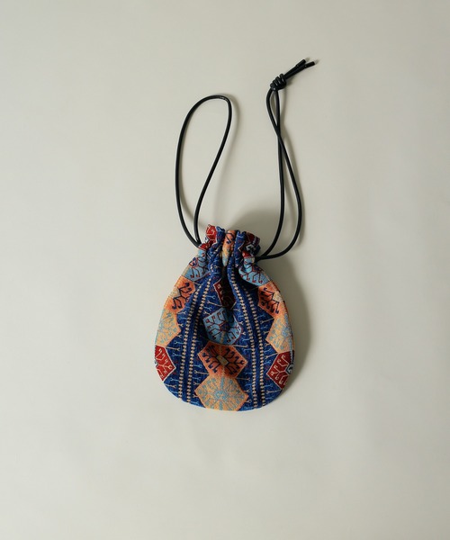 b apartment(ビーアパートメント)の「「(en)brace / エンブレイス」 メリリーバッグ merrily bag(ショルダーバッグ・レディース・イエロー/パープル/ブルー/ブラック系その他/その他/ブラック/その他1/その他2/ブルー系その他/レッド/マルチ・FREE)」の4枚目の写真